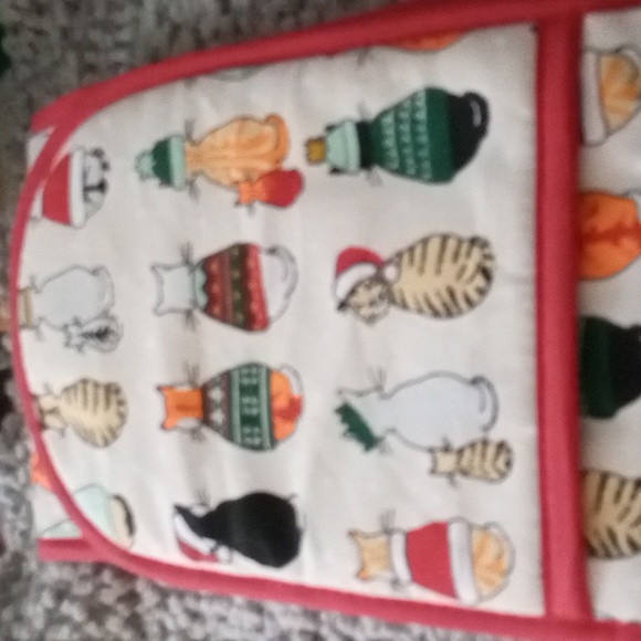 Ulster Weavers Cats Double Oven Gloves - Picture 4 of 6